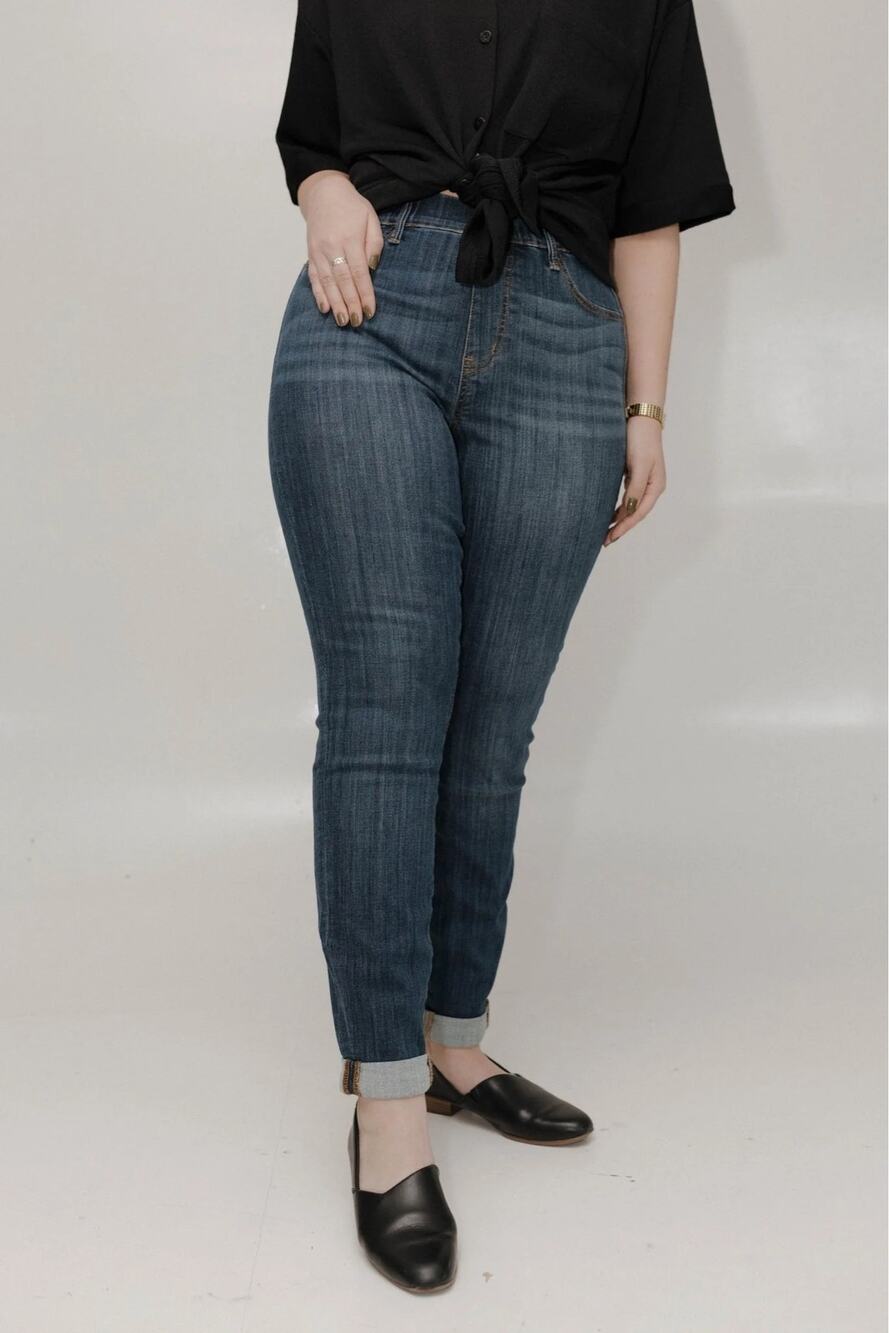 Judy Blue Dark Denim Stretchy Slim Bootcut flat front Jeans Size 18W